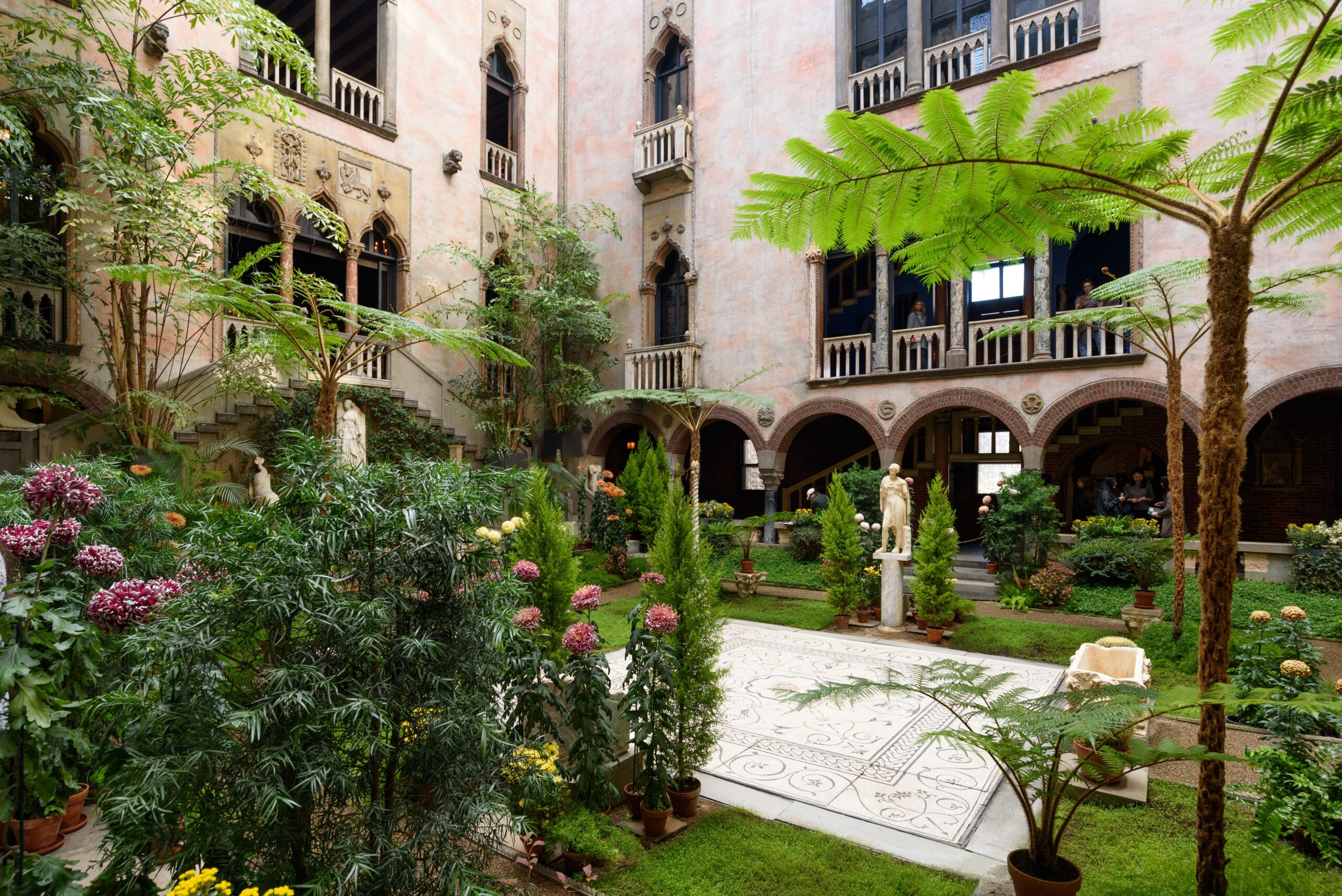 The Art Heist at the Isabella Stewart Gardner Museum (image credits: wikimedia)